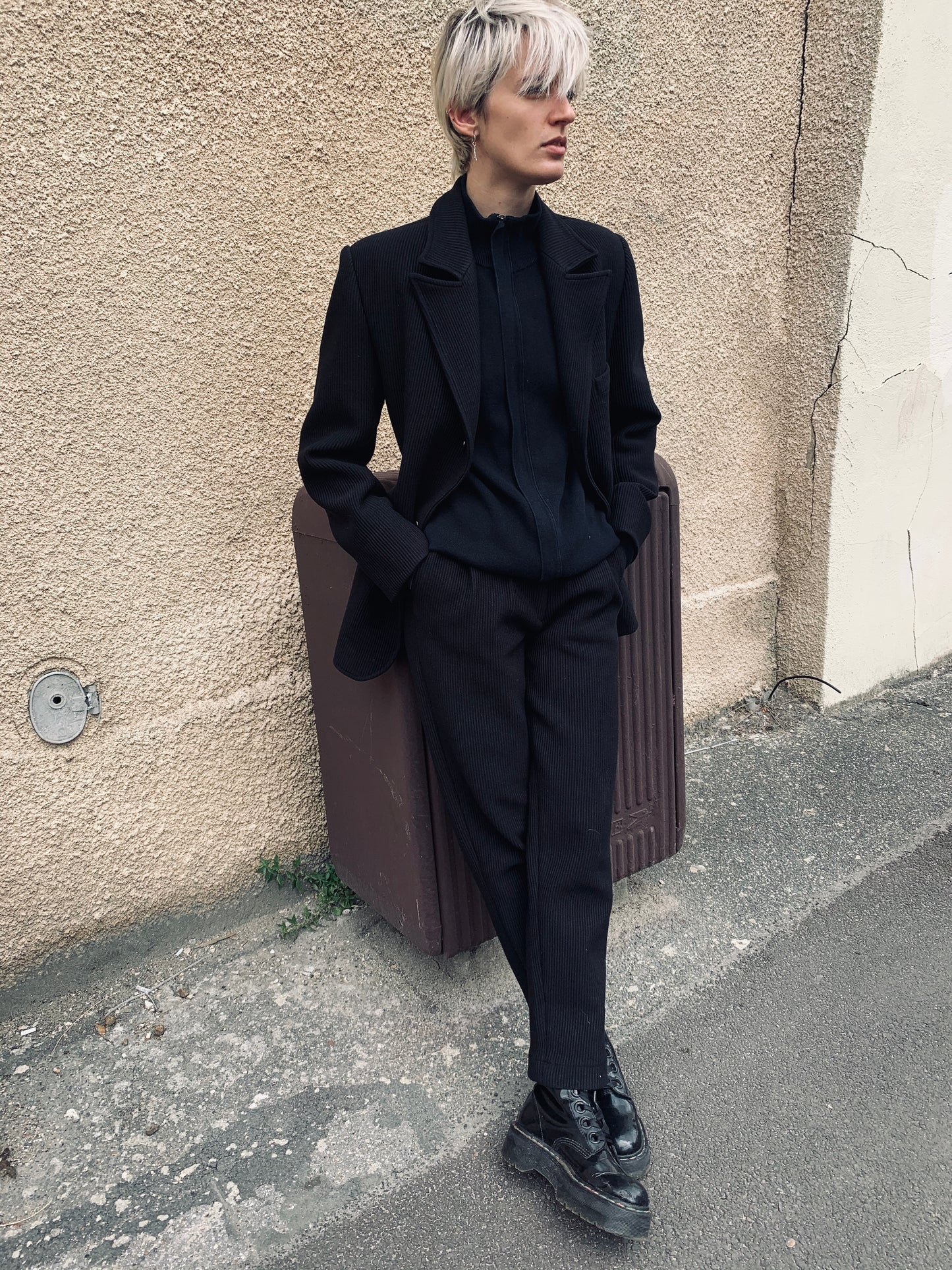 LA VESTE